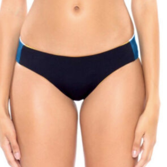 soluna Other - Soluna reversible bikini bottoms L large